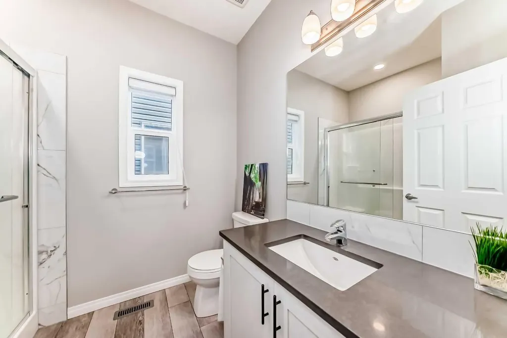 73 Lucas Heights NW Calgary AB T3P1S8