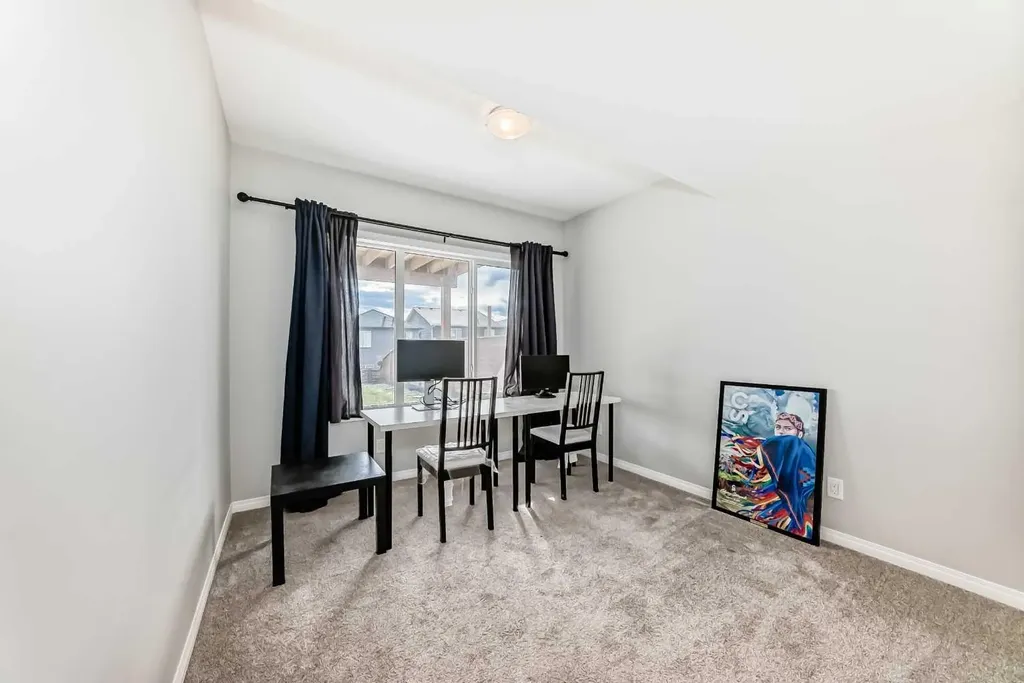 73 Lucas Heights NW Calgary AB T3P1S8