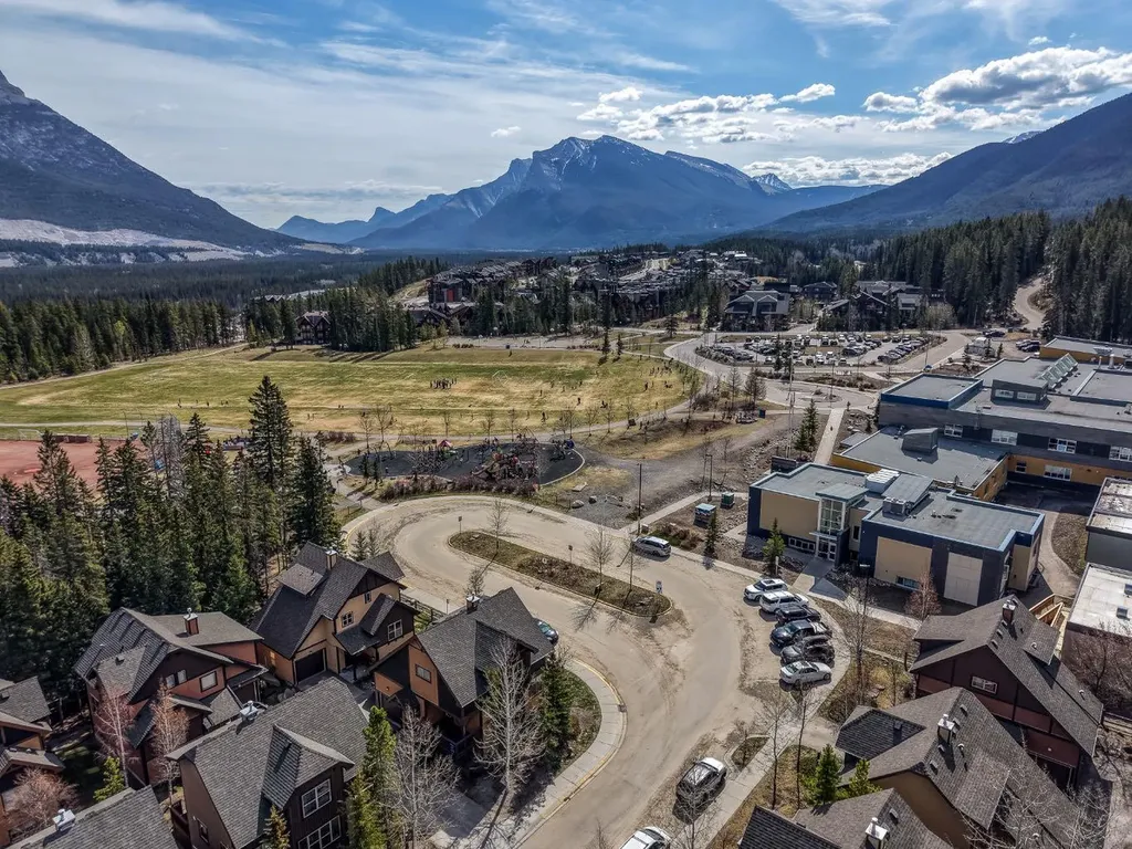 108 Armstrong Place Canmore AB T1W 3L3