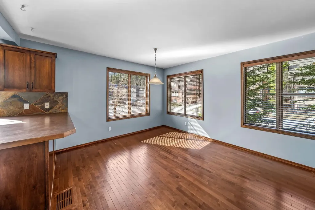 108 Armstrong Place Canmore AB T1W 3L3
