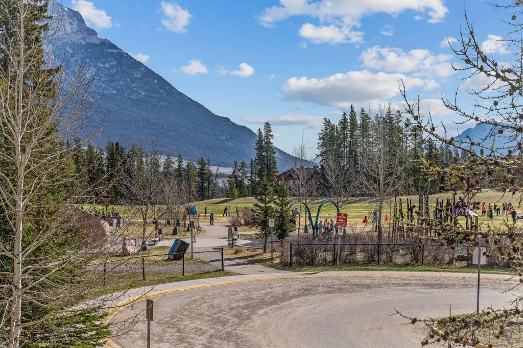 108 Armstrong Place Canmore AB T1W 3L3