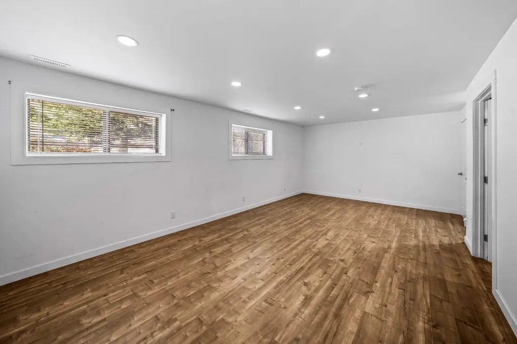 108 Armstrong Place Canmore AB T1W 3L3