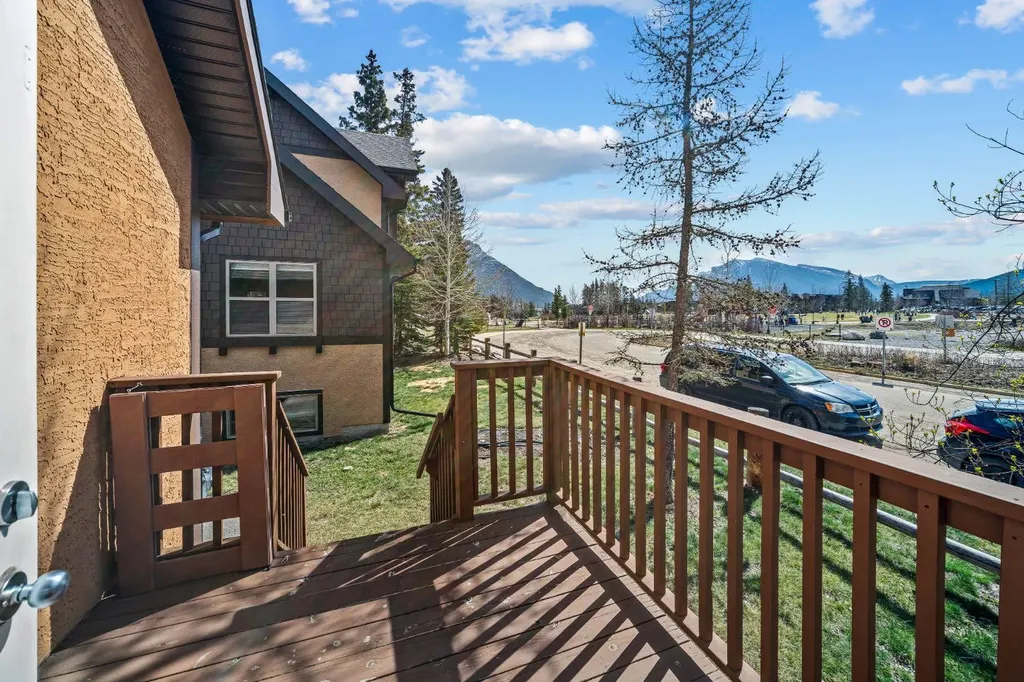 108 Armstrong Place Canmore AB T1W 3L3