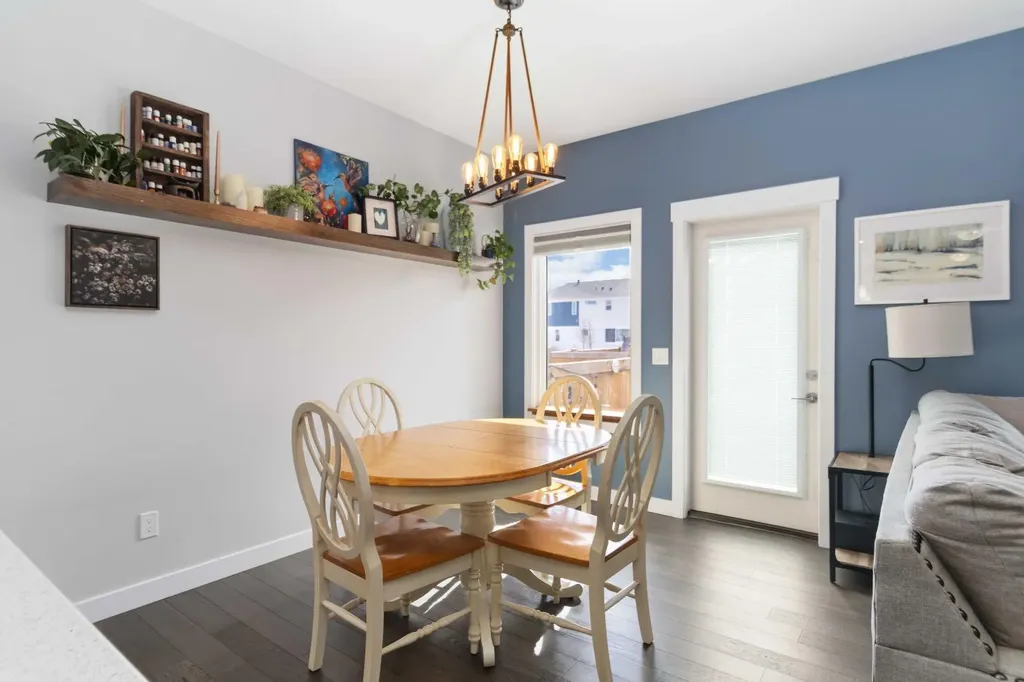 161 Aldergrove Avenue Fort Mcmurray AB T9J 1E4