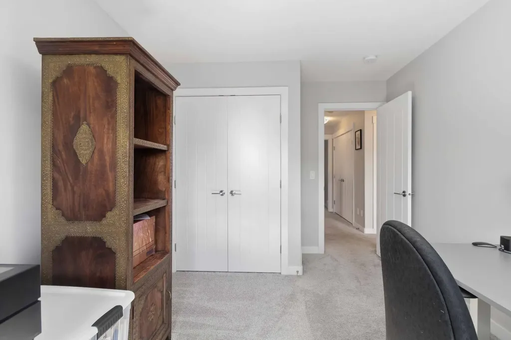 161 Aldergrove Avenue Fort Mcmurray AB T9J 1E4