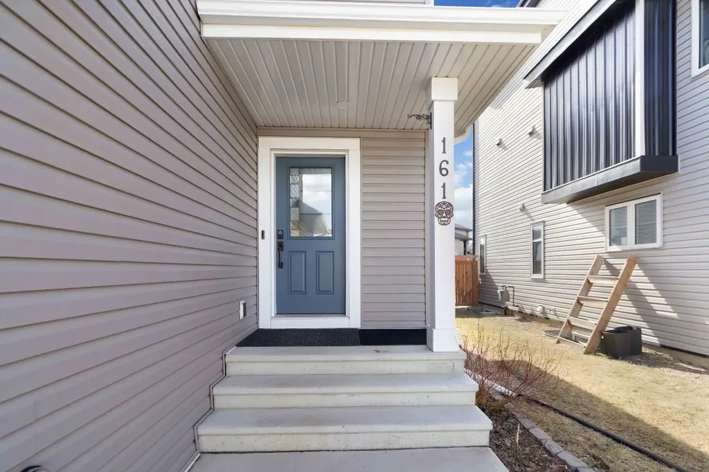 161 Aldergrove Avenue Fort Mcmurray AB T9J 1E4
