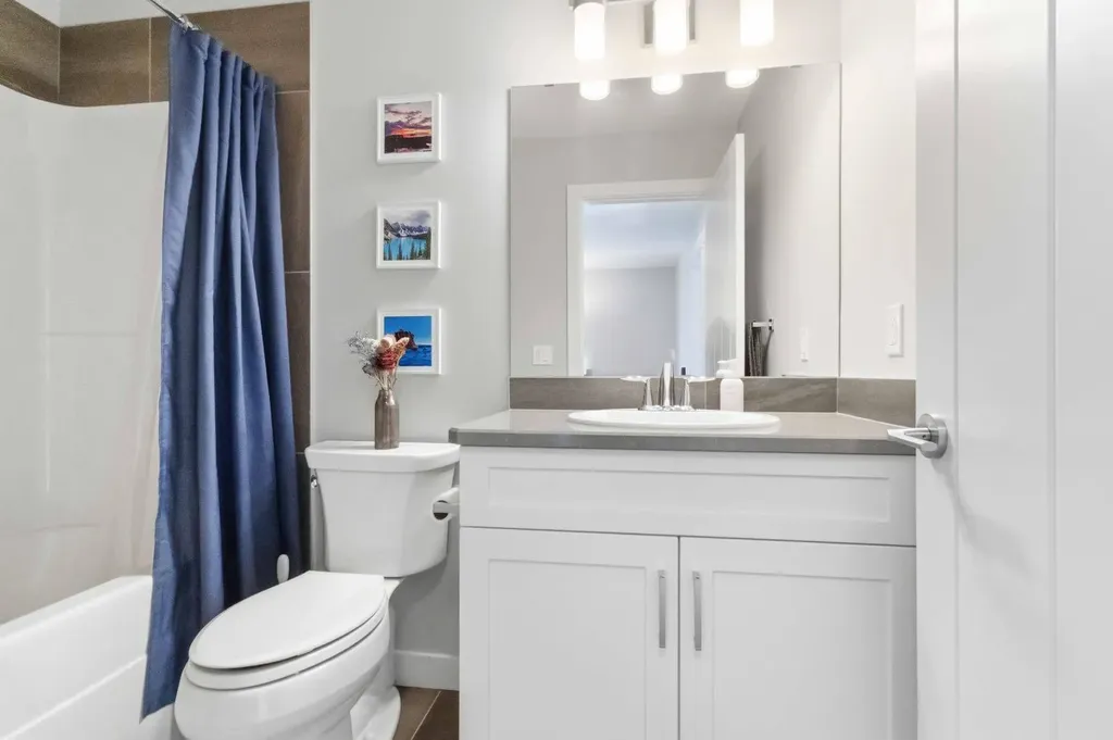 161 Aldergrove Avenue Fort Mcmurray AB T9J 1E4