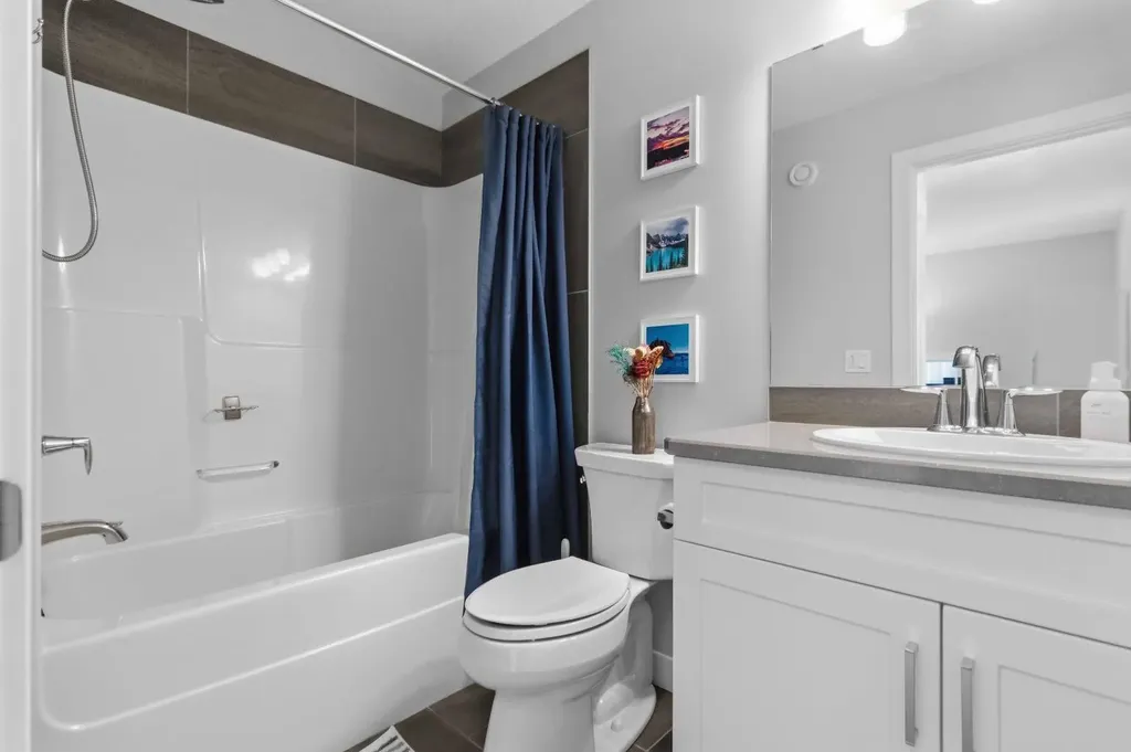 161 Aldergrove Avenue Fort Mcmurray AB T9J 1E4
