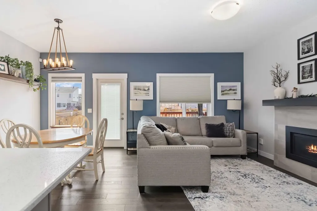 161 Aldergrove Avenue Fort Mcmurray AB T9J 1E4