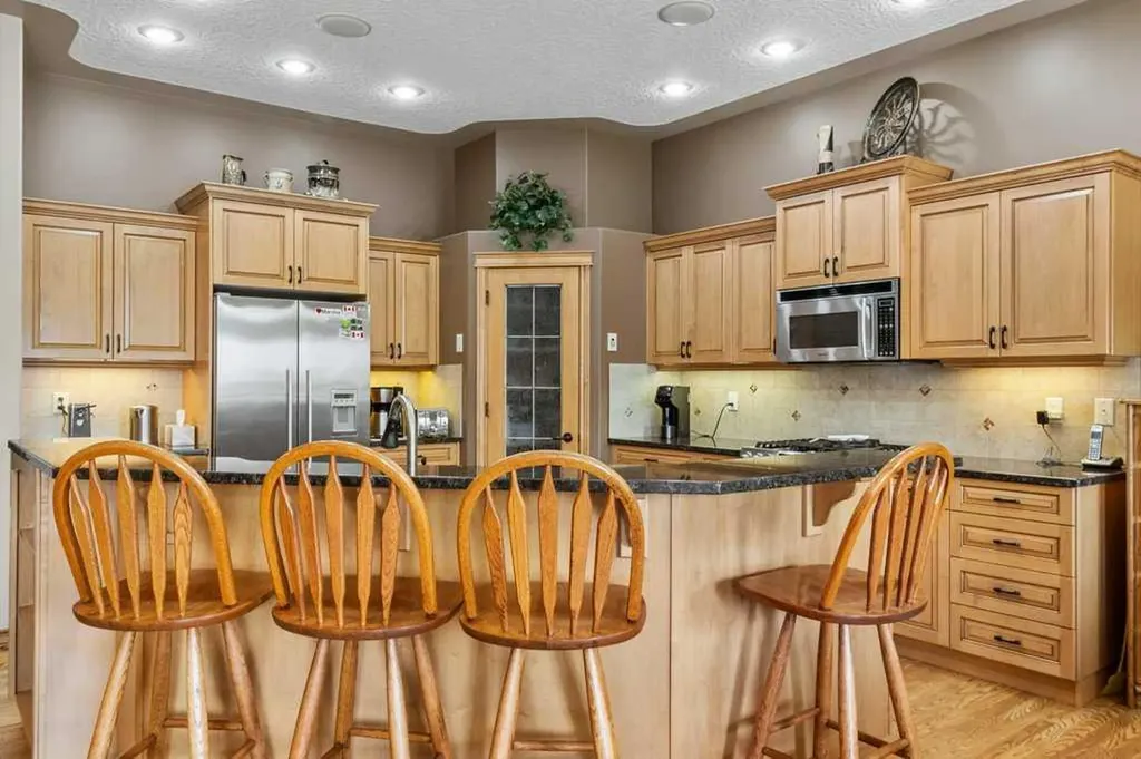 40 Oakwood Close Red Deer AB T4P 0C5