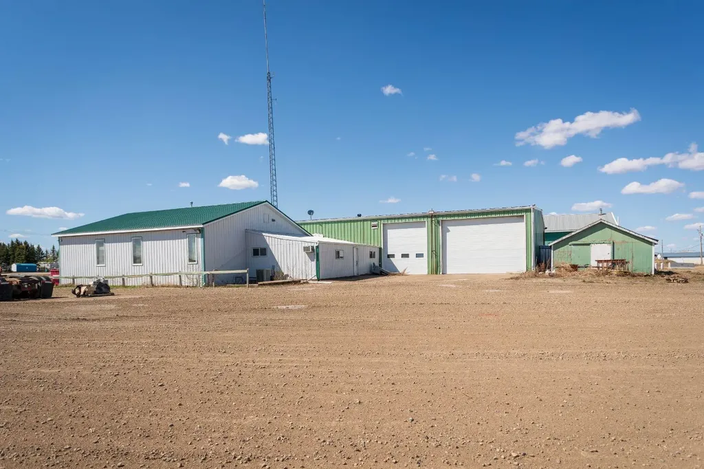 310 Williams Drive Neilburg SK S0M 2C0