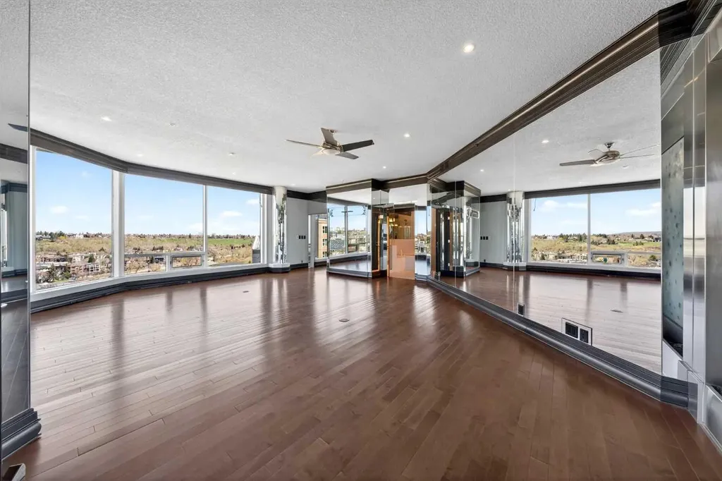 837 2 Avenue SW Calgary AB T2P 0E6