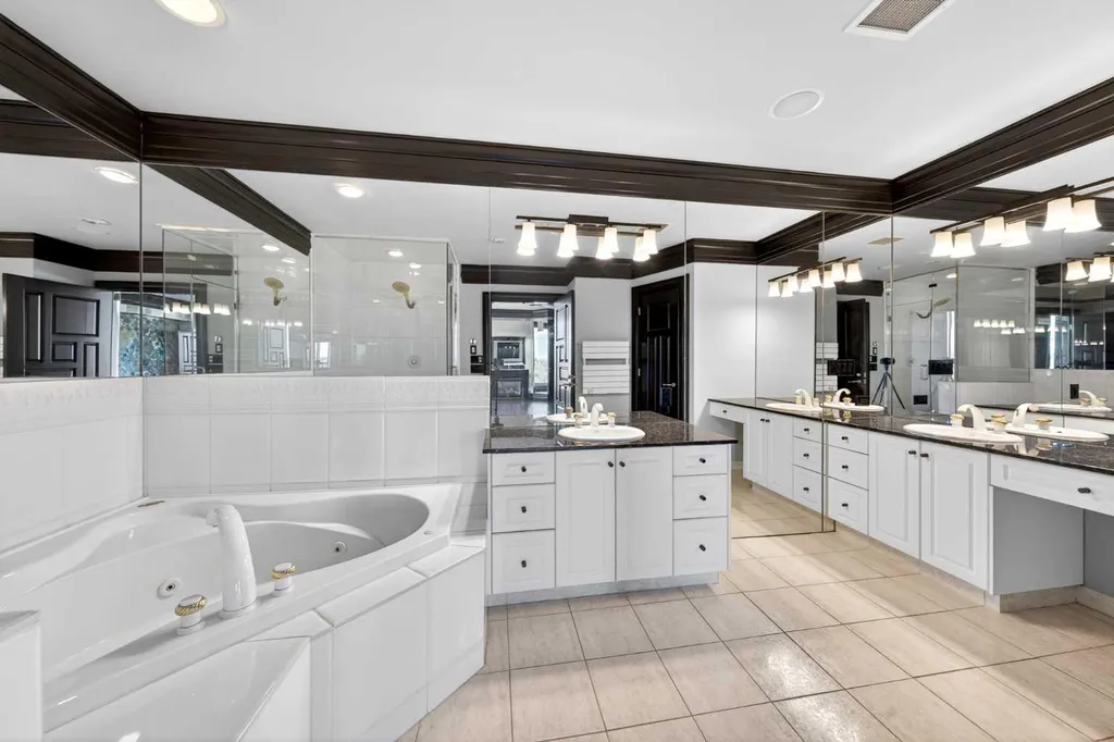 837 2 Avenue SW Calgary AB T2P 0E6