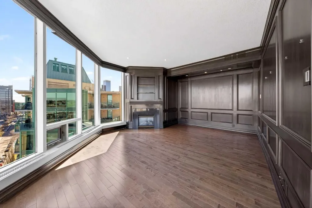 837 2 Avenue SW Calgary AB T2P 0E6