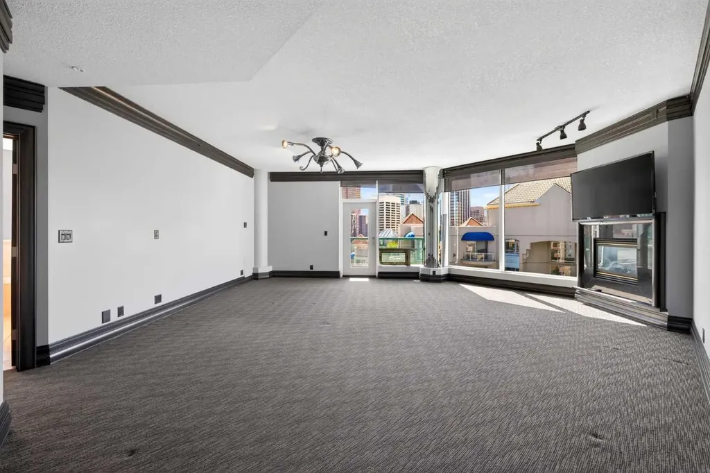 837 2 Avenue SW Calgary AB T2P 0E6