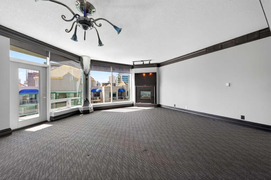 837 2 Avenue SW Calgary AB T2P 0E6