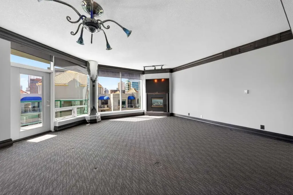 837 2 Avenue SW Calgary AB T2P 0E6