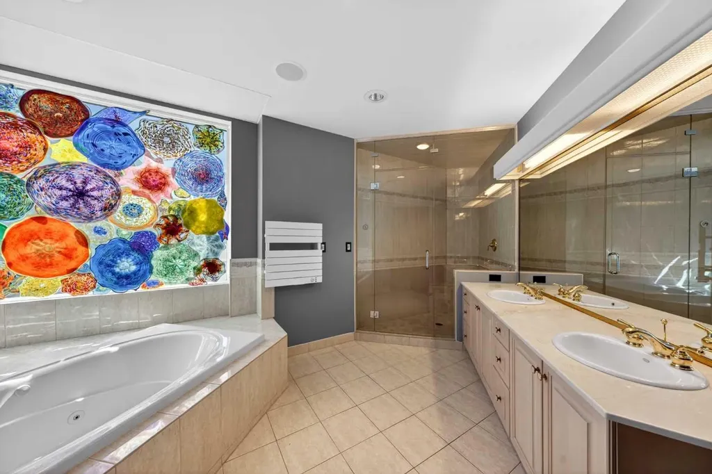 837 2 Avenue SW Calgary AB T2P 0E6