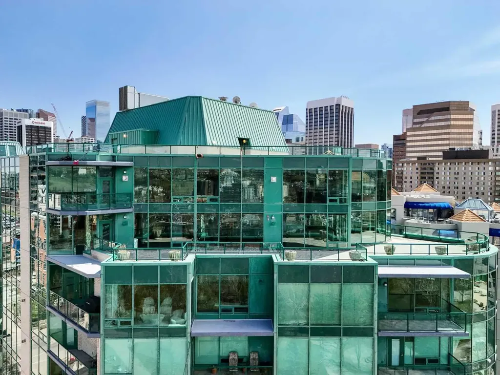 837 2 Avenue SW Calgary AB T2P 0E6