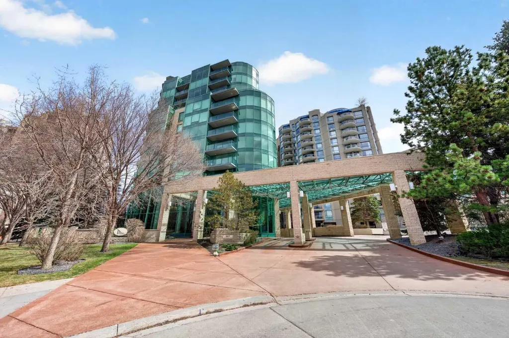 837 2 Avenue SW Calgary AB T2P 0E6
