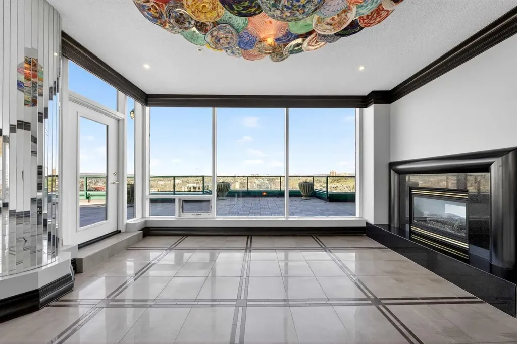 837 2 Avenue SW Calgary AB T2P 0E6