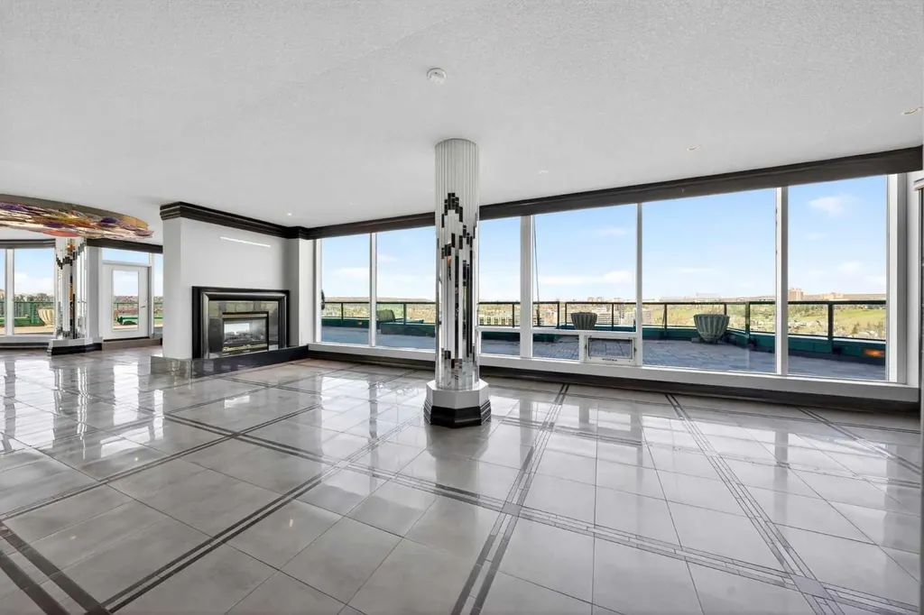 837 2 Avenue SW Calgary AB T2P 0E6