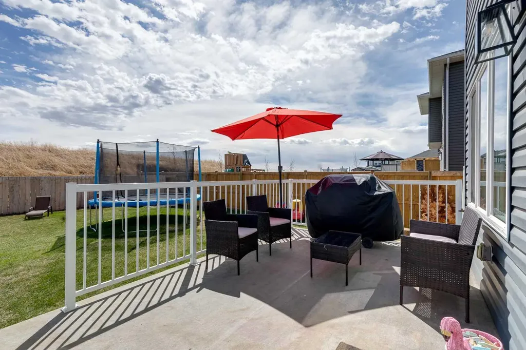 1436 Scarlett Ranch Boulevard Carstairs AB T0M 0N0
