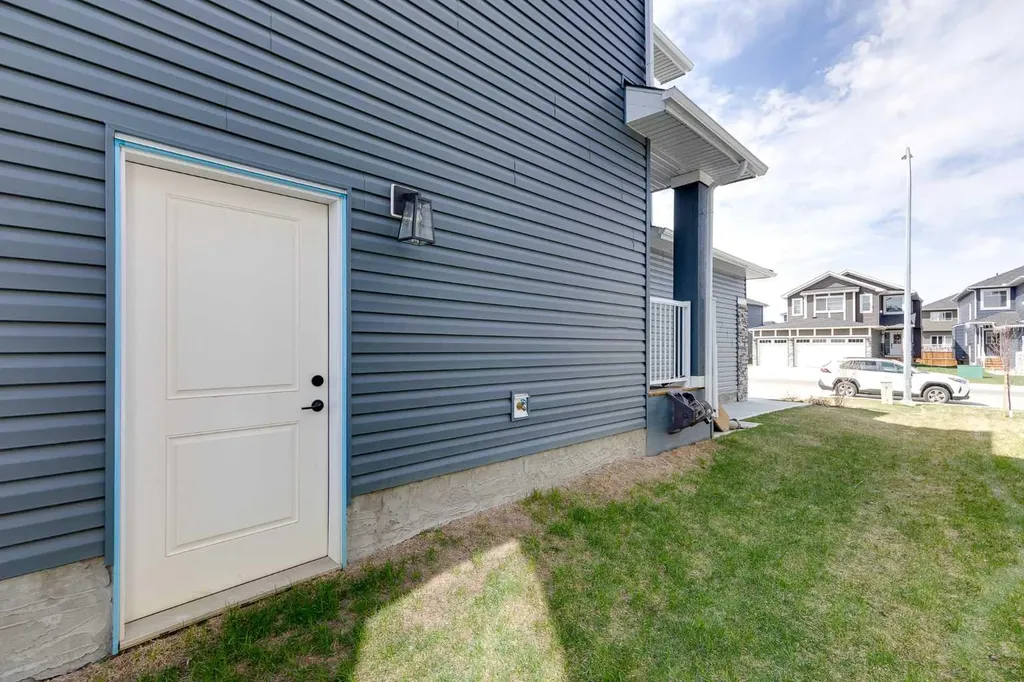 1436 Scarlett Ranch Boulevard Carstairs AB T0M 0N0