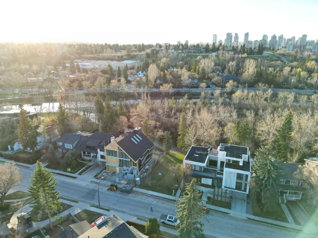 714 Rideau Road SW Calgary AB T2S 0R6