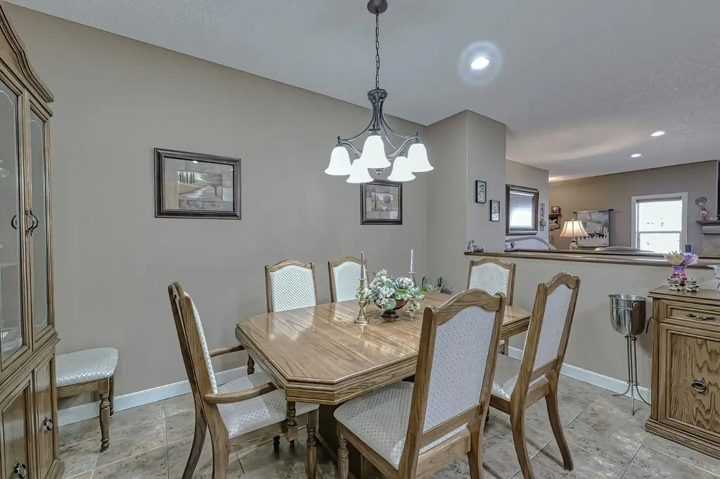 1936 High Park Circle NW High River AB T1V 0C8