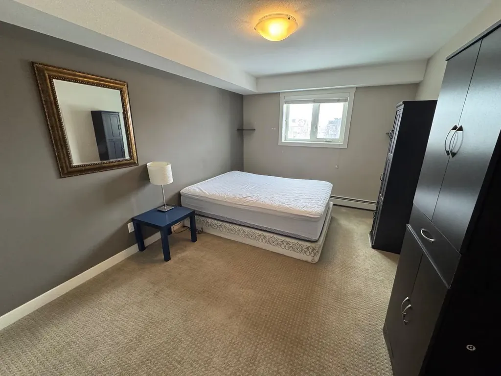 111 Denholm Gate Fort Mcmurray AB T9H0E8