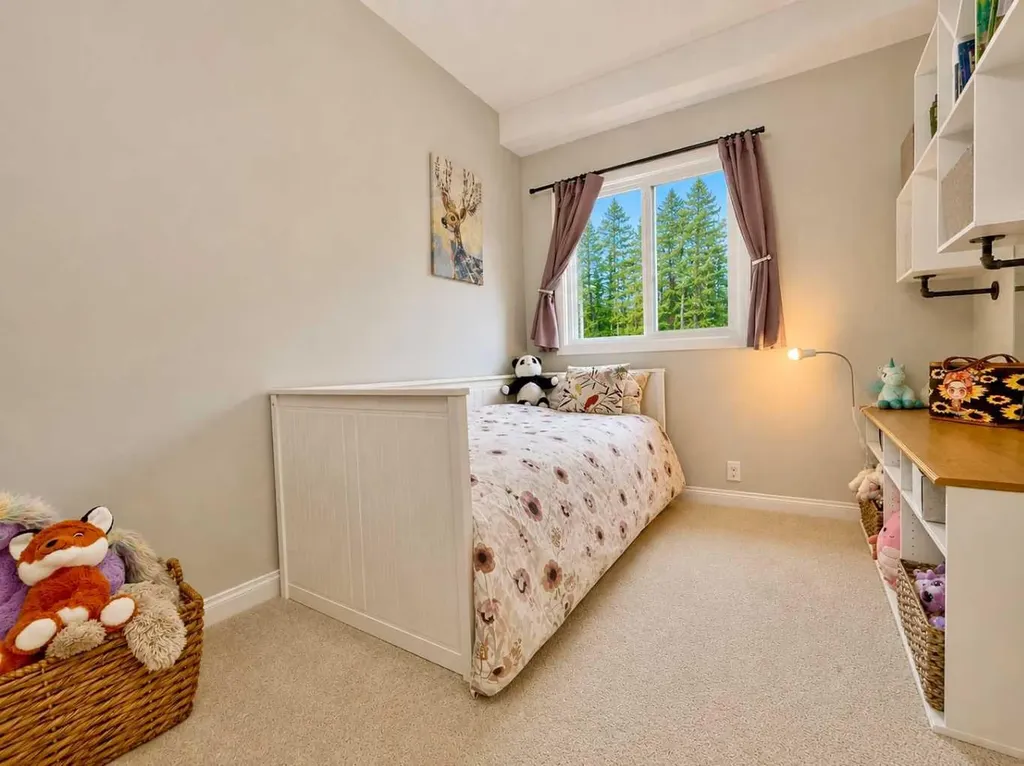 237 Kluane Drive Banff AB T1L 1H1