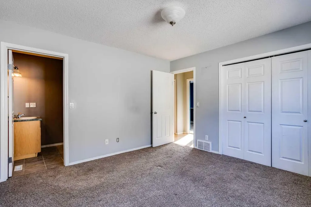 152 Shetland Garden Fort Mcmurray AB T9H5K6