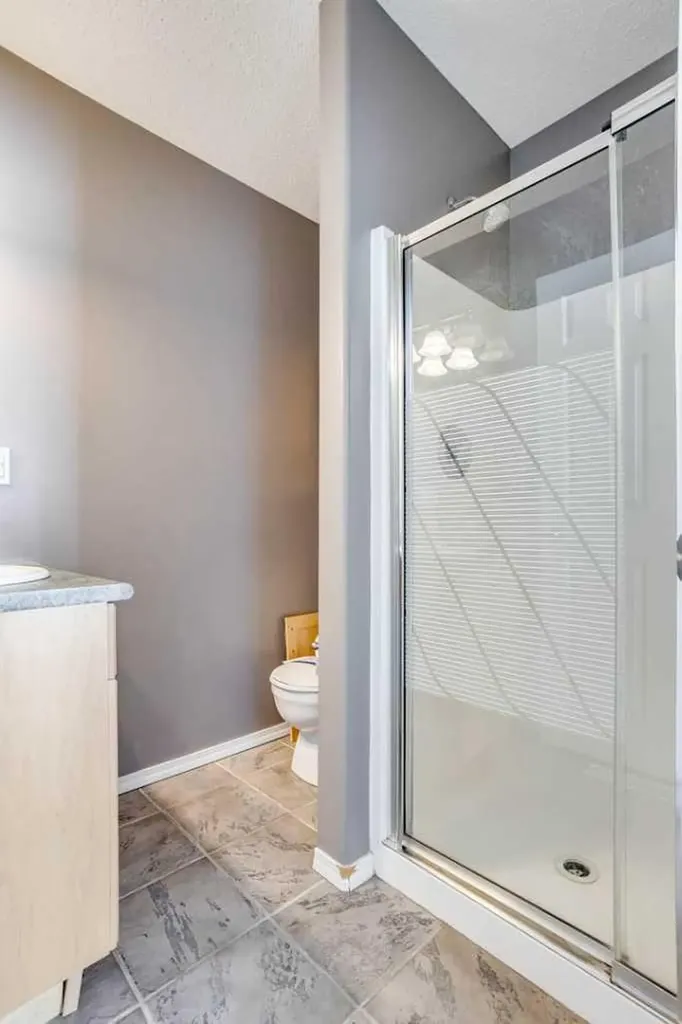 152 Shetland Garden Fort Mcmurray AB T9H5K6