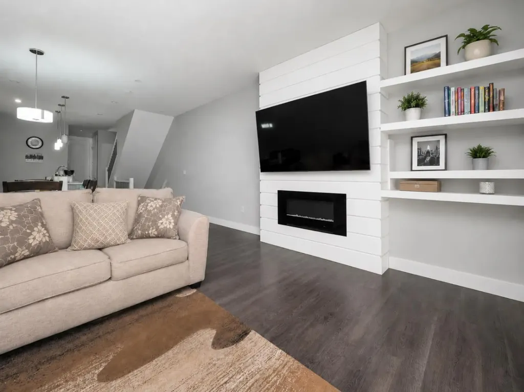 76 Skyview Link NE Calgary AB T3N 1N6