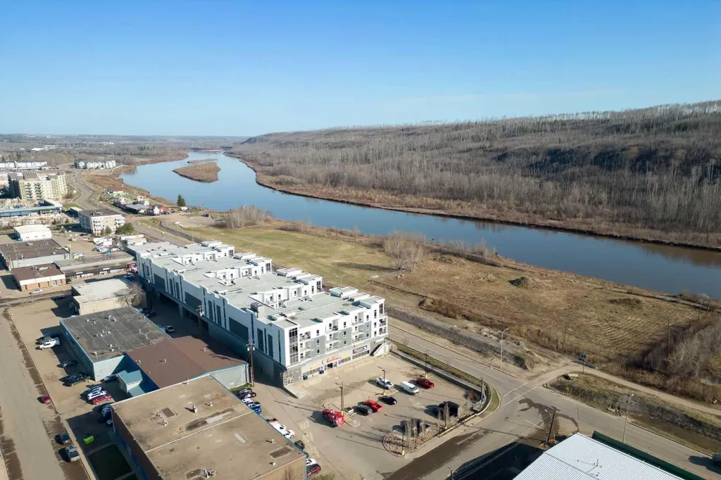 10218 King Street Fort Mcmurray AB T9H1X9