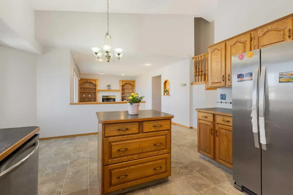 119 Citadel Hills Place NW Calgary AB T3G 3V5