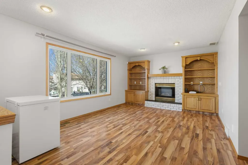 119 Citadel Hills Place NW Calgary AB T3G 3V5
