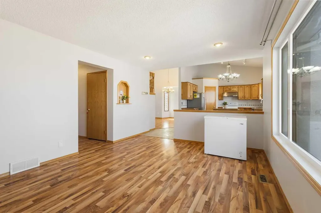 119 Citadel Hills Place NW Calgary AB T3G 3V5