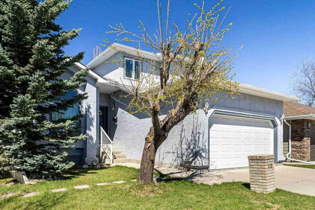 119 Citadel Hills Place NW Calgary AB T3G 3V5