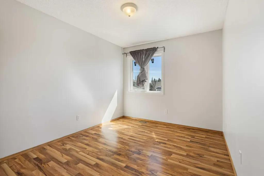 119 Citadel Hills Place NW Calgary AB T3G 3V5