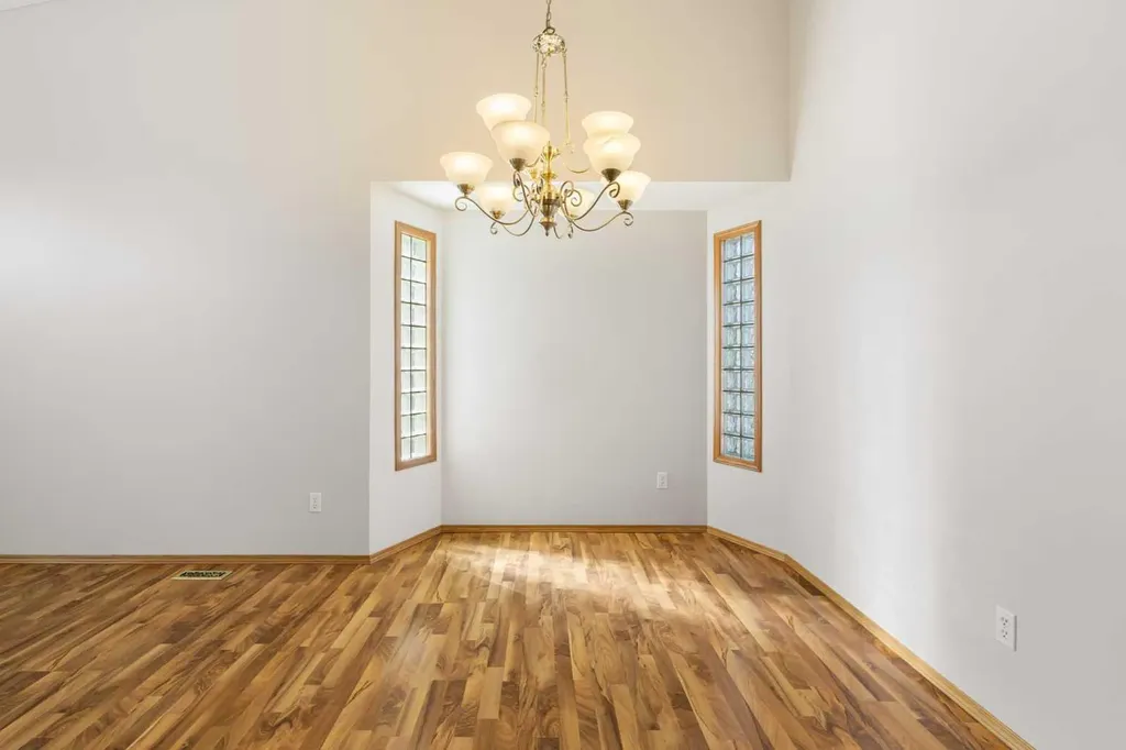 119 Citadel Hills Place NW Calgary AB T3G 3V5