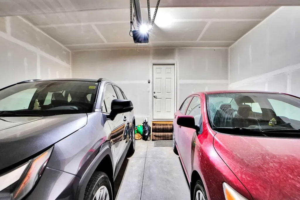 60 Cityside Grove NE Calgary AB T3N 1C9