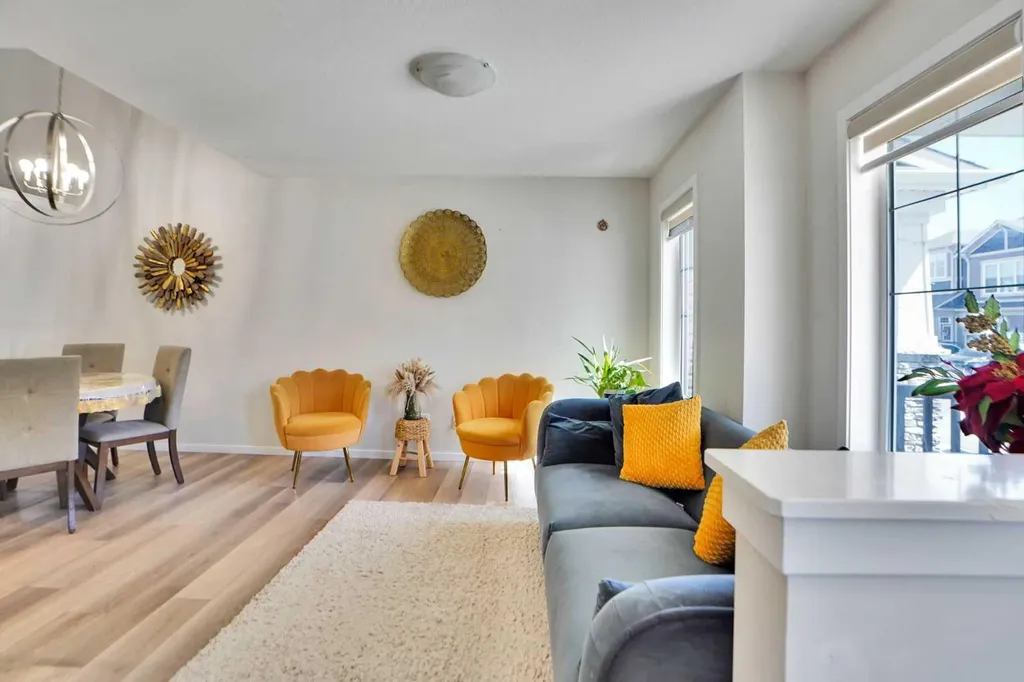 60 Cityside Grove NE Calgary AB T3N 1C9