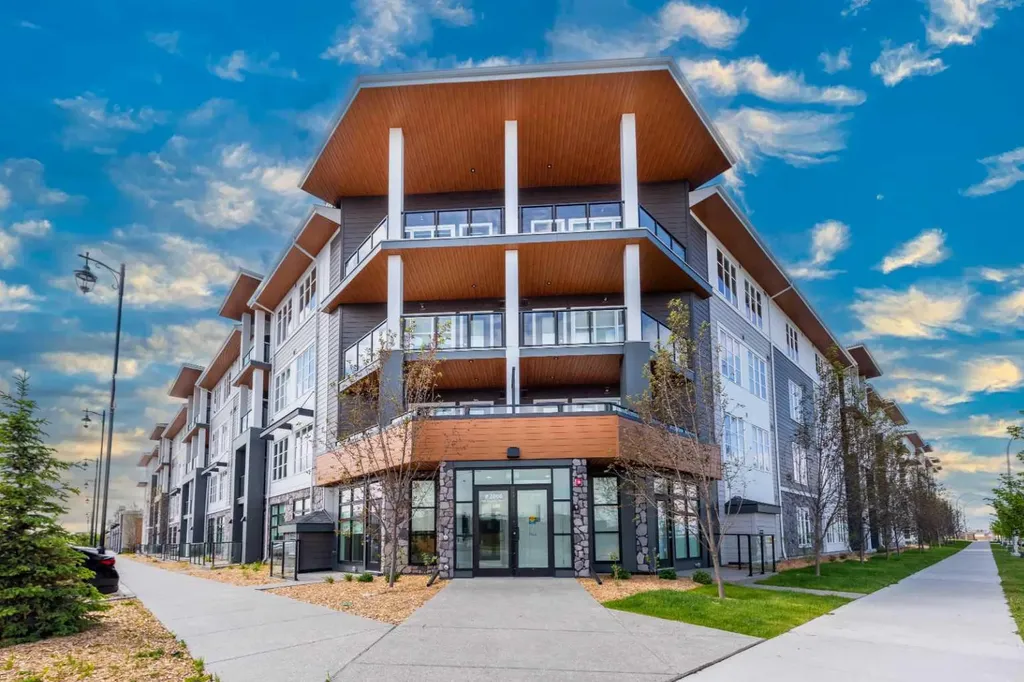 681 Savanna Boulevard N Calgary AB T3J 5N9