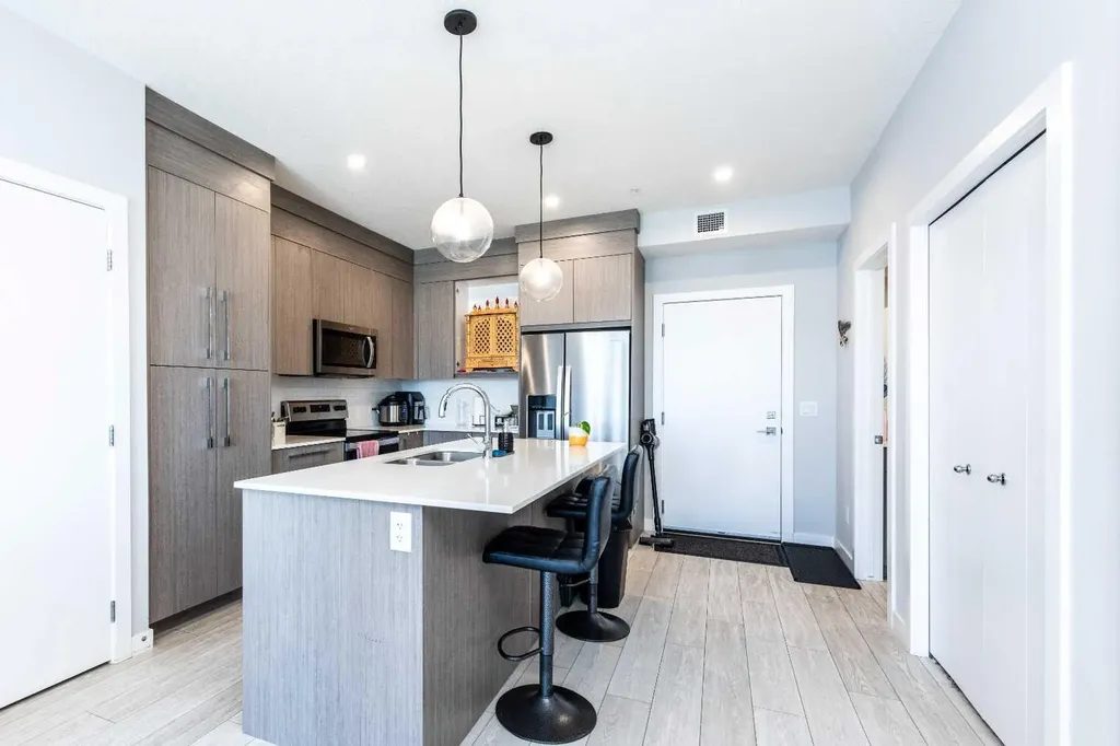 681 Savanna Boulevard N Calgary AB T3J 5N9