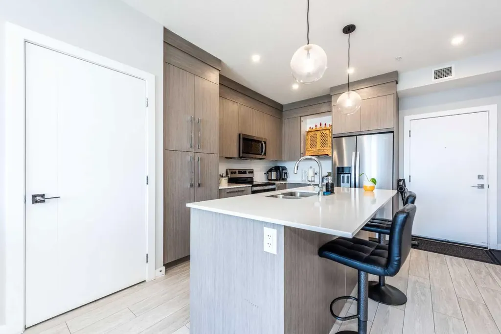 681 Savanna Boulevard N Calgary AB T3J 5N9