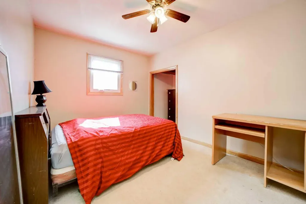 307 Grey Street Granum AB T0L 1A0