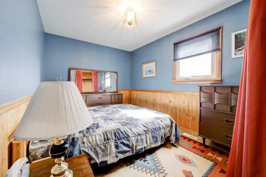 307 Grey Street Granum AB T0L 1A0