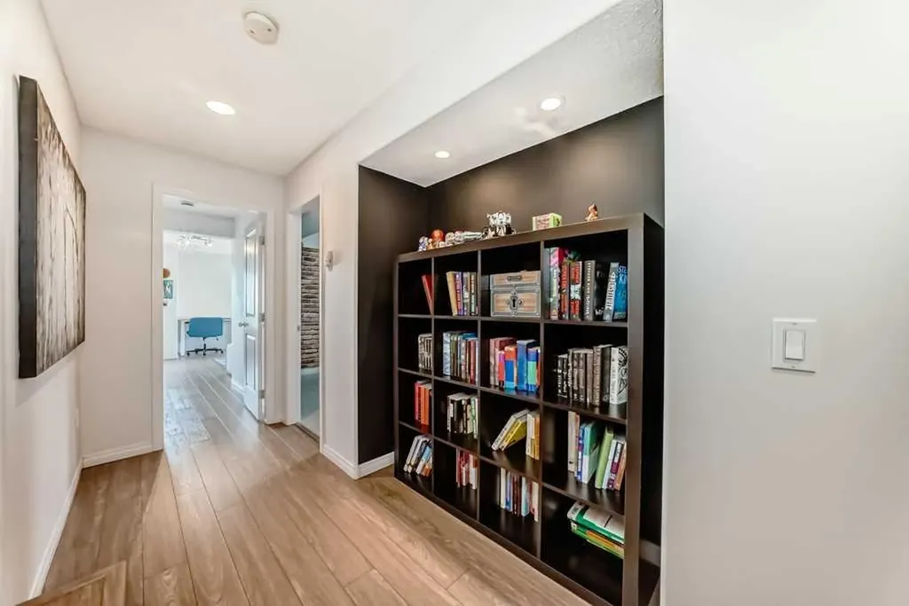 5616 14 Avenue SW Calgary AB T3H 3P9